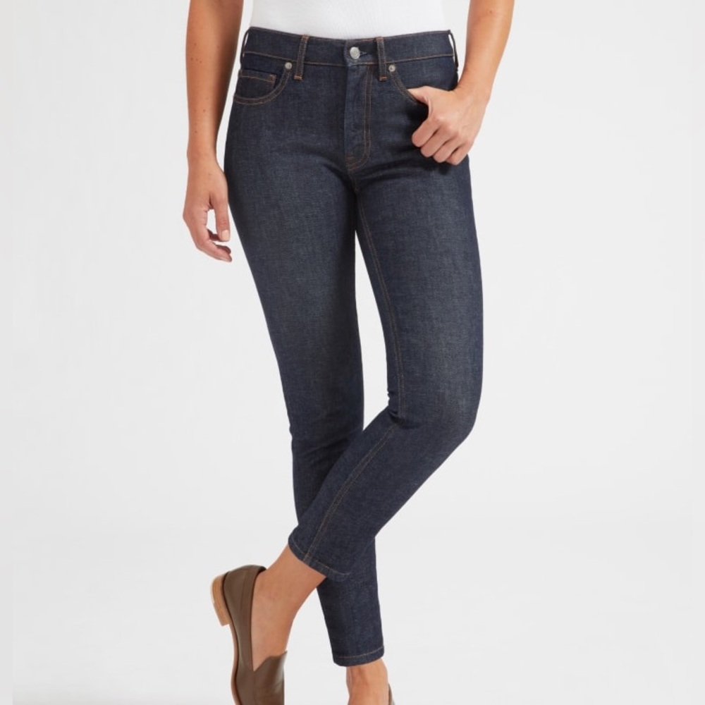 Everlane Mid-Rise Skinny Jean in Dark Indigo